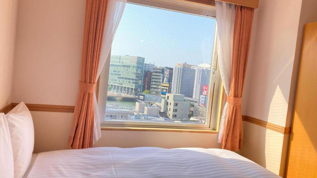 Toyoko Inn Hakata Nishi-Nakasu Фукуока Екстериор снимка