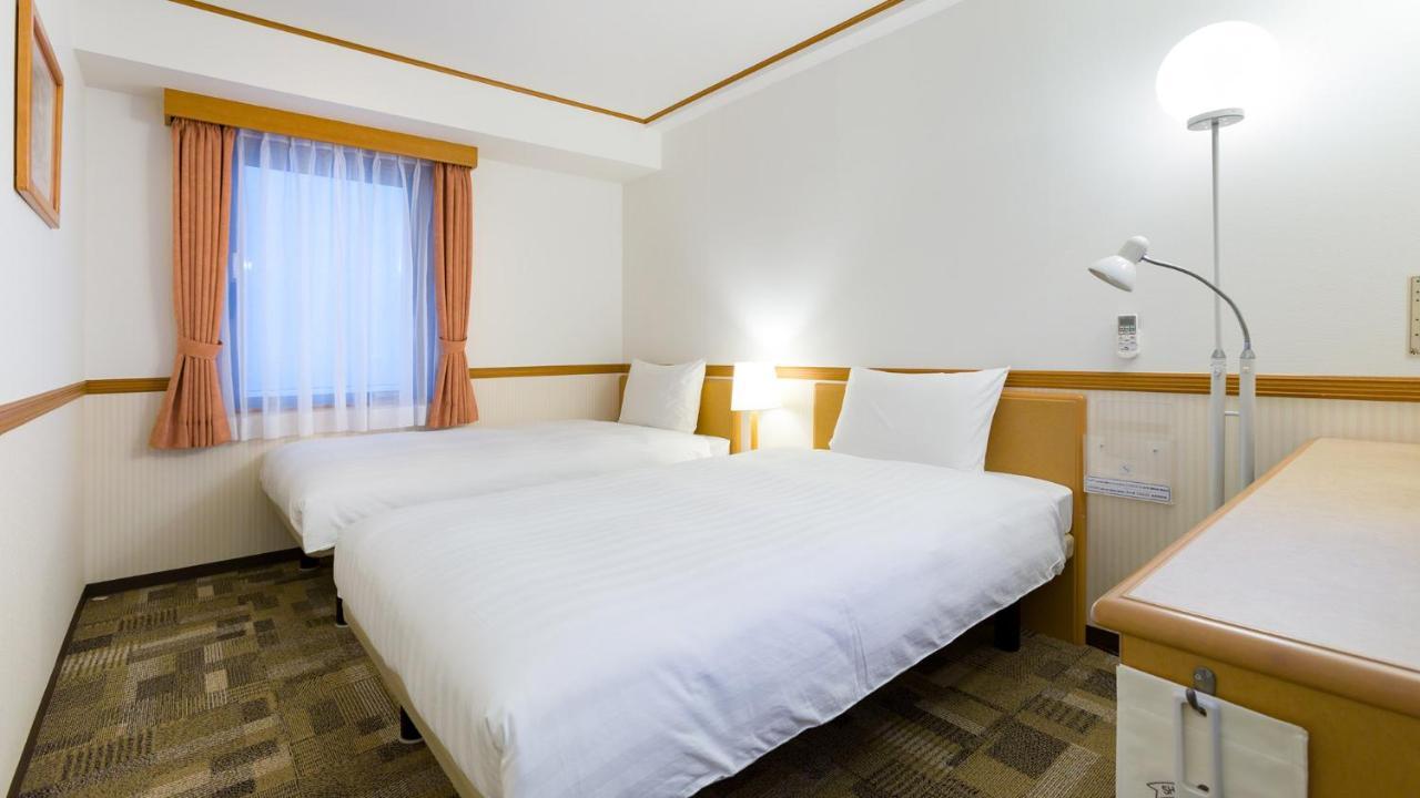 Toyoko Inn Hakata Nishi-Nakasu Фукуока Екстериор снимка