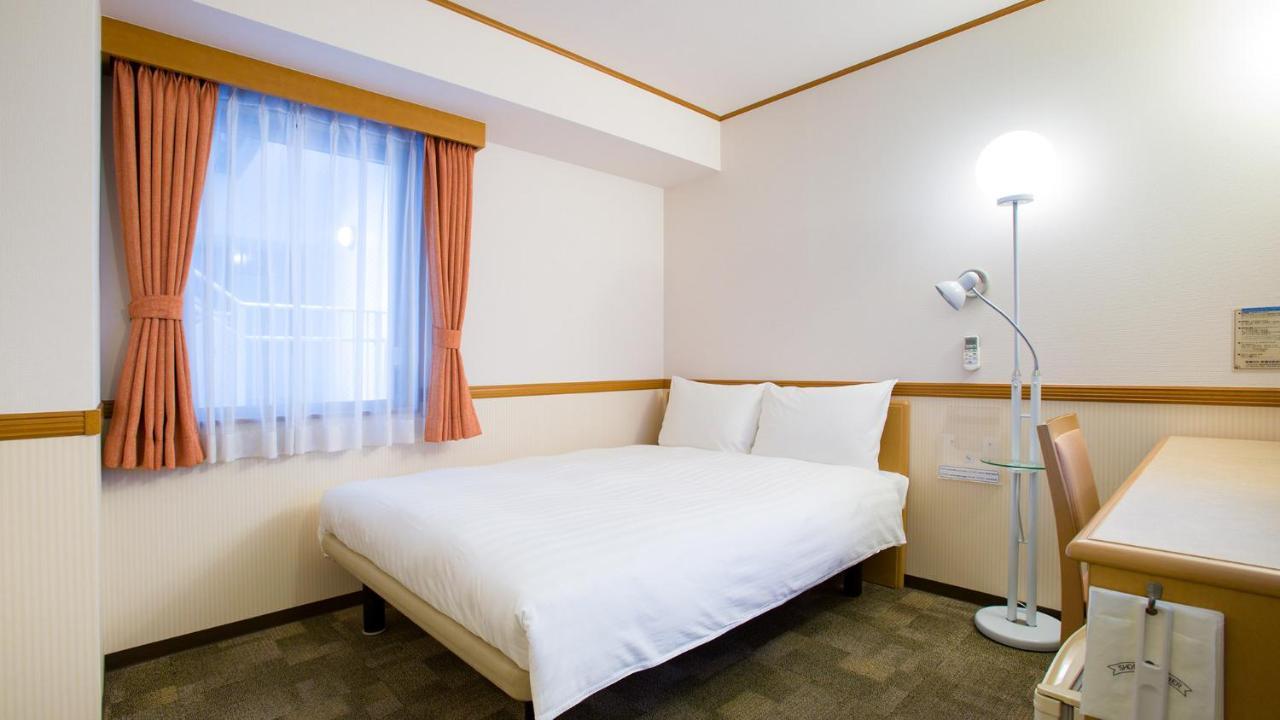 Toyoko Inn Hakata Nishi-Nakasu Фукуока Екстериор снимка
