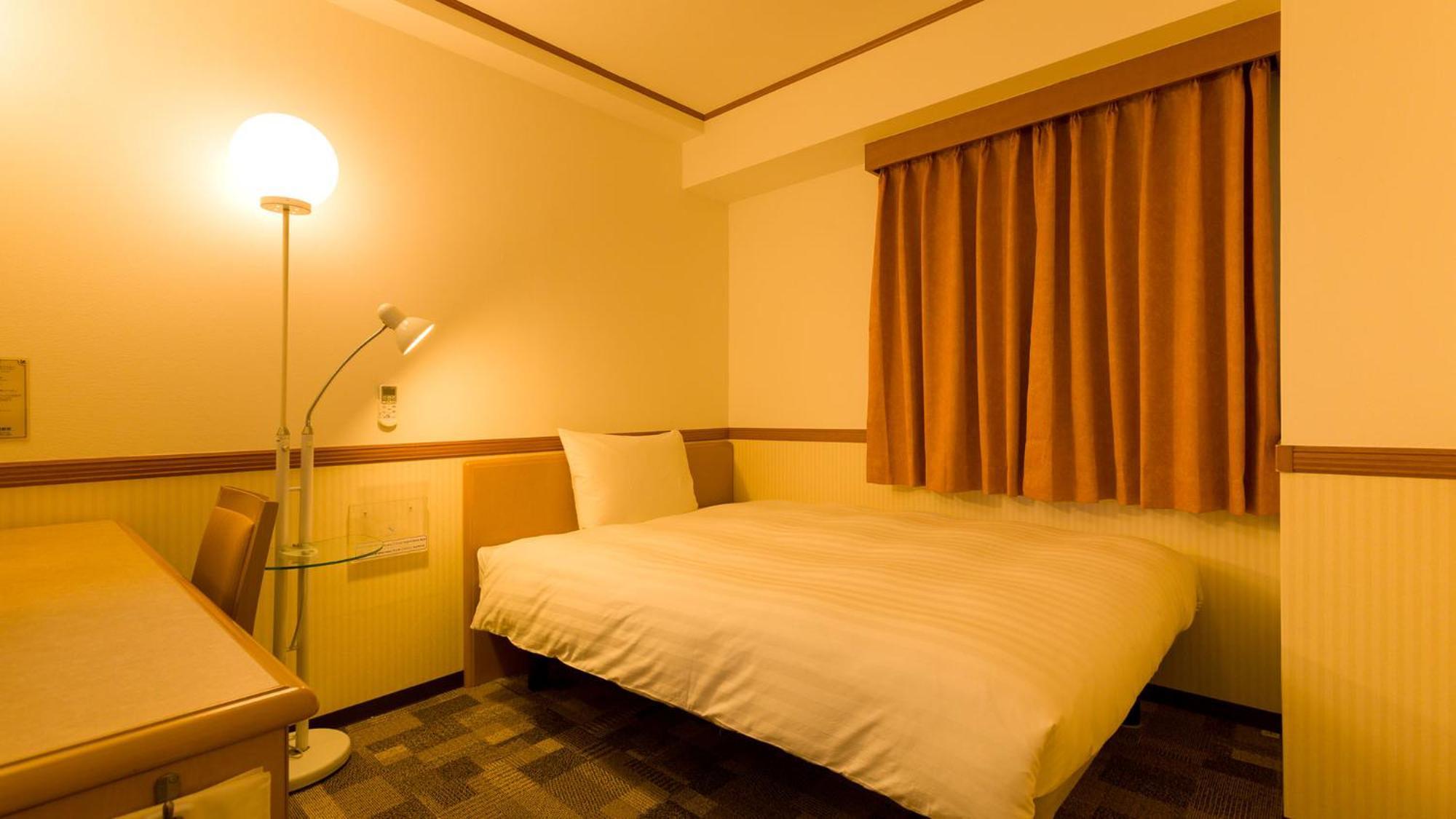 Toyoko Inn Hakata Nishi-Nakasu Фукуока Стая снимка